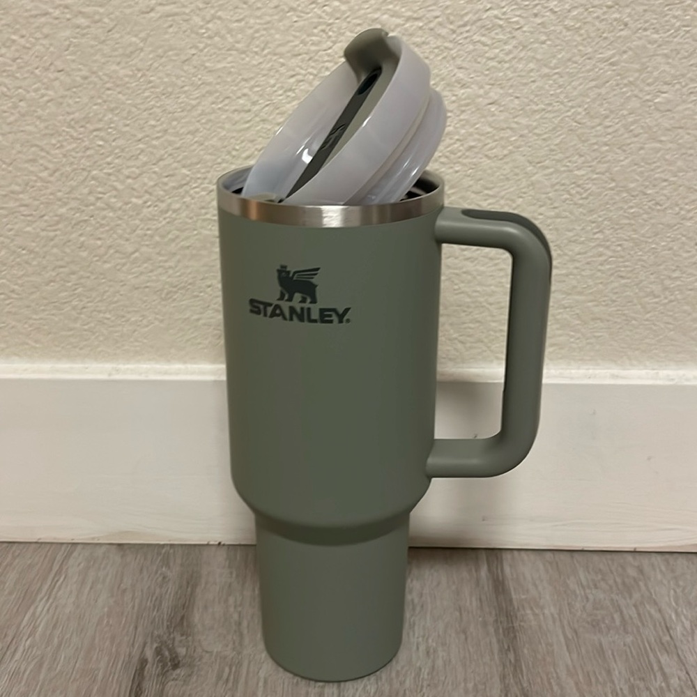 Stanley Tumbler 40oz